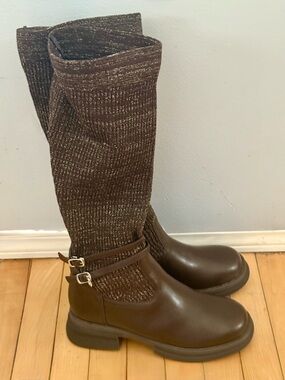 Knee-High Brown Knit Shaft Heeled Boots